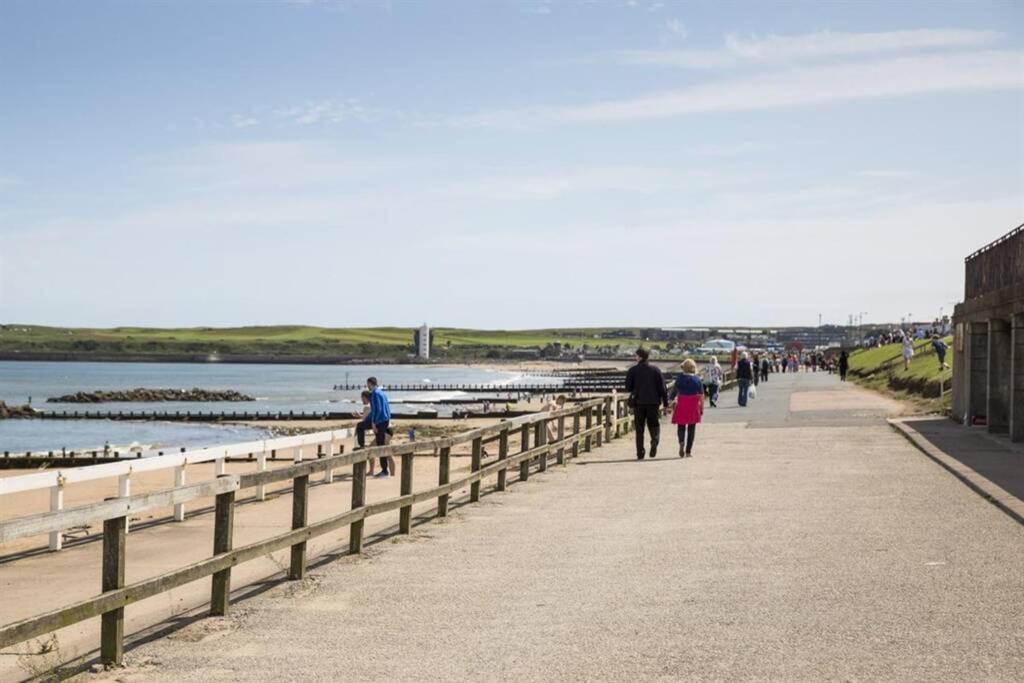 Lovely 2 Bed Apartment Close To Aberdeen Beach! Eksteriør billede